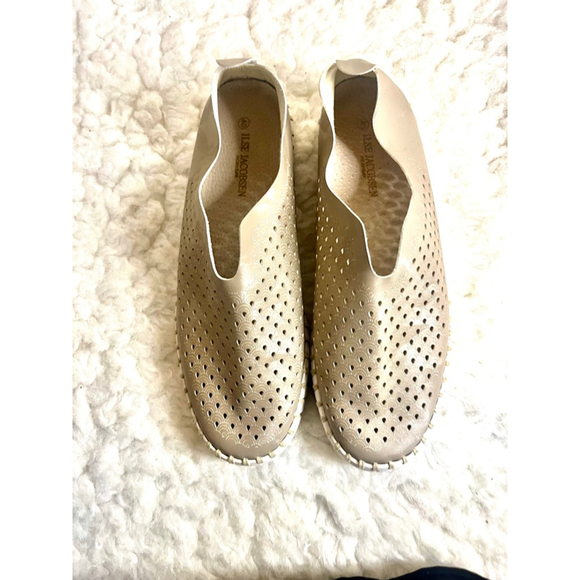 Ilse Jacobsen Shoes - Ilse Jacobsen Hornbaek Tulip slip-on shoes Women Size 40/9.5